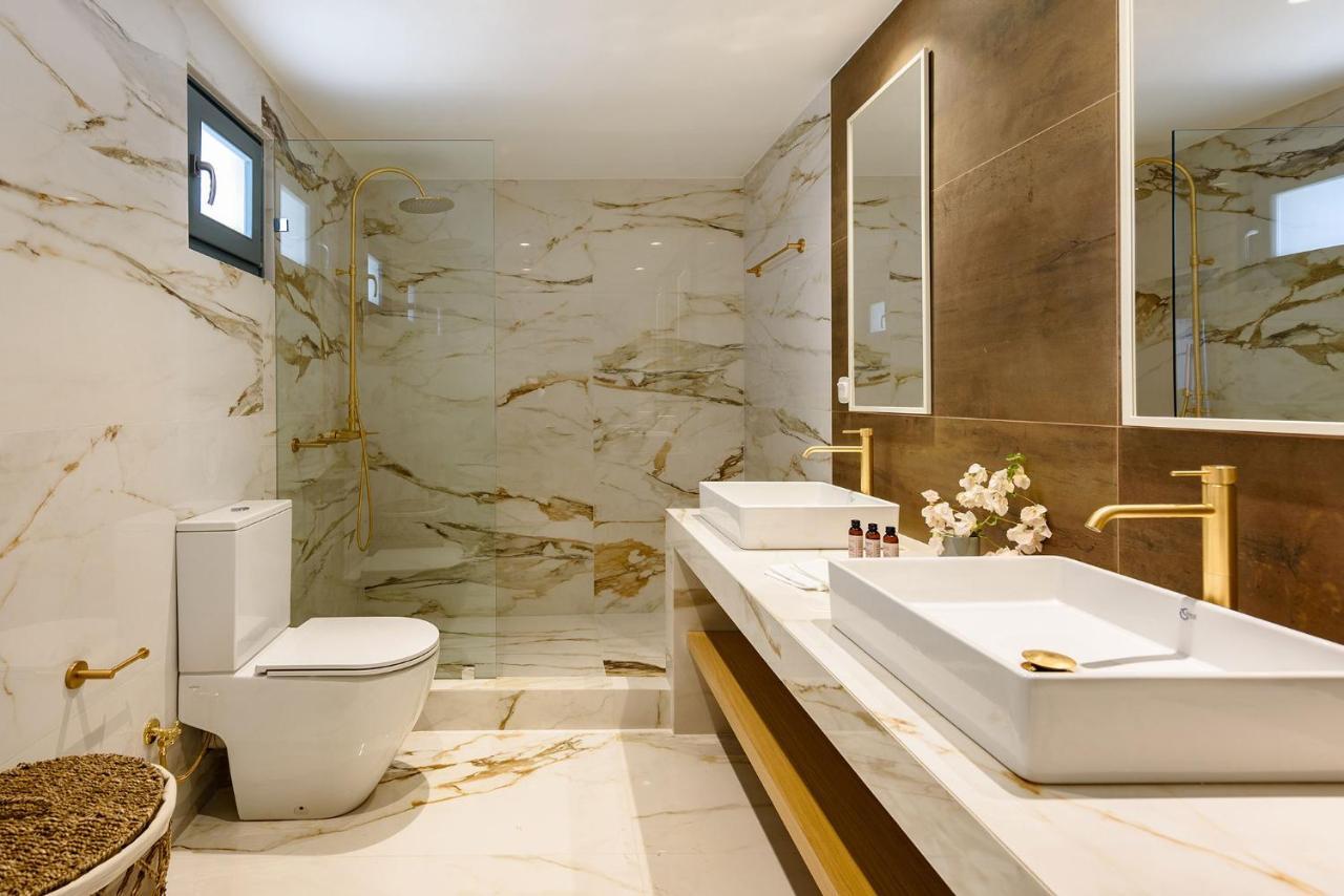 Villa Complex White And Rocks Páros 外观 照片