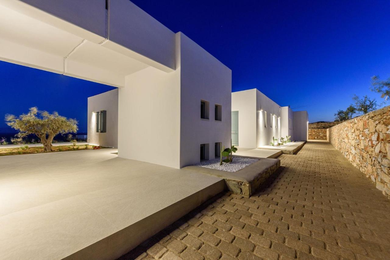 Villa Complex White And Rocks Páros 外观 照片