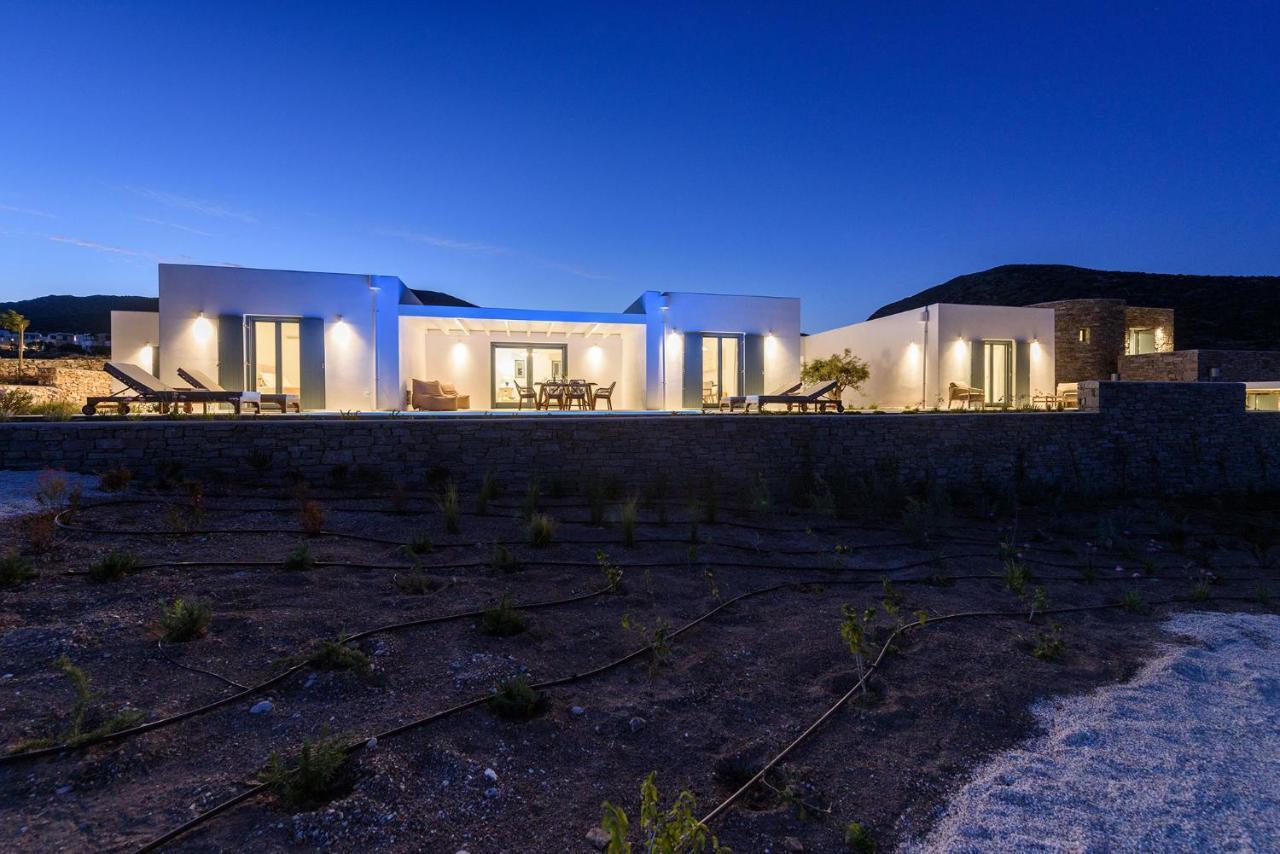 Villa Complex White And Rocks Páros 外观 照片